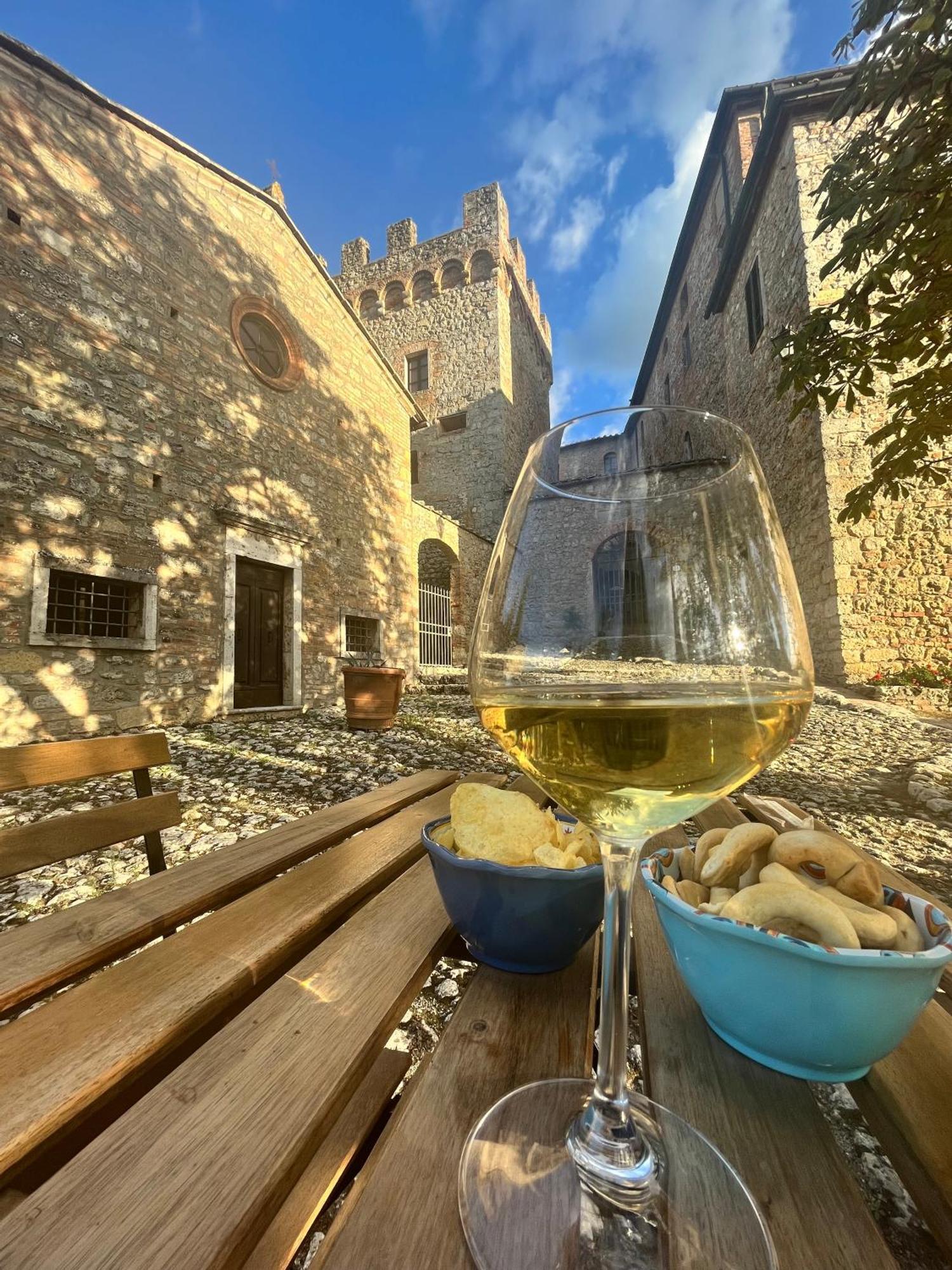 Вилла Castel Pietraio Монтериджиони Экстерьер фото