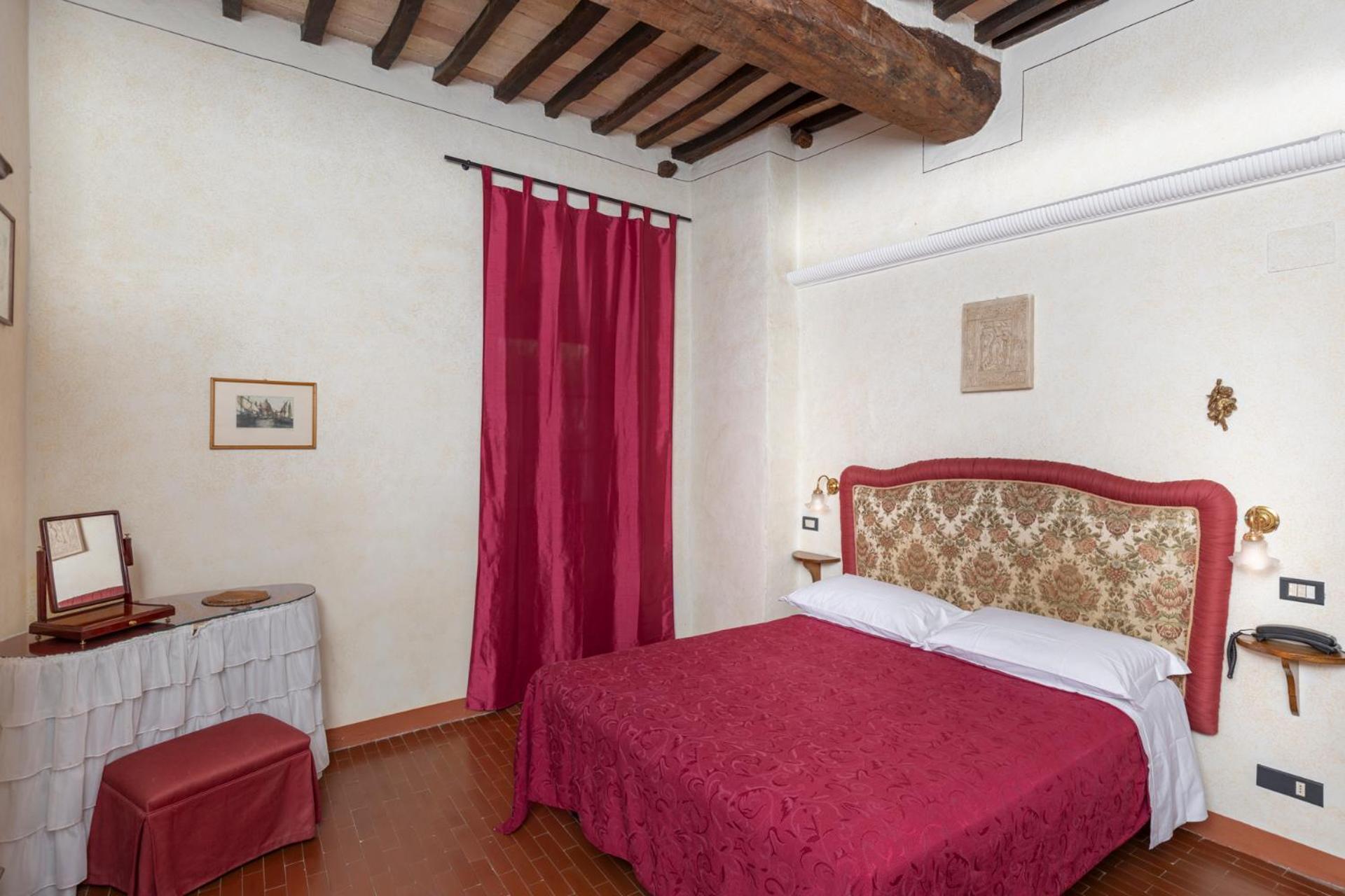 Вилла Castel Pietraio Монтериджиони Номер фото